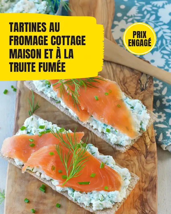 Tartines au fromage cottage maison et à la truite fumée