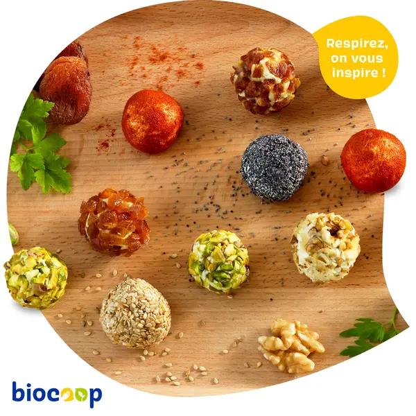 Billes de fromages aux fruits secs et épices